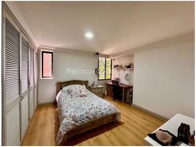 Apartamento de 3 alcobas en venta en La Toja, Medellín, 280 m² · foto 19 de 20