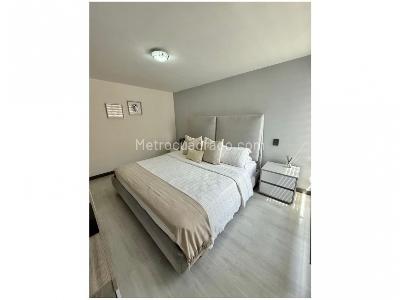 Apartamento en venta en Loma De Las Brujas, Envigado · foto 2 de 11