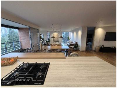 Apartamento de 3 alcobas en venta en Las Santas, Medellín, 168 m² · foto 4 de 20