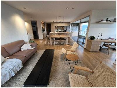 Apartamento de 3 alcobas en venta en Las Santas, Medellín, 168 m² · foto 13 de 20