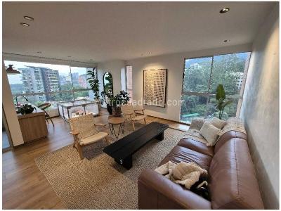 Apartamento de 3 alcobas en venta en Las Santas, Medellín, 168 m² · foto 14 de 20