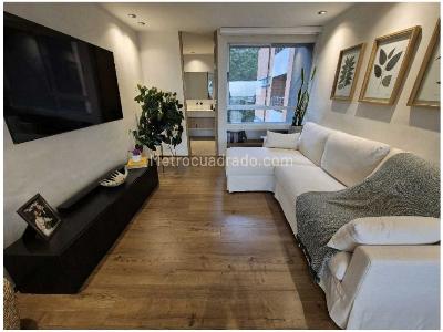 Apartamento de 3 alcobas en venta en Las Santas, Medellín, 168 m² · foto 18 de 20