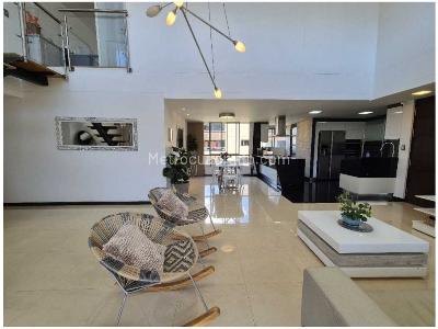 Apartamento de 4 alcobas en venta en Nina Maria, Envigado, 198 m² · foto 2 de 20