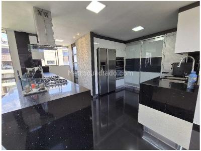 Apartamento de 4 alcobas en venta en Nina Maria, Envigado, 198 m² · foto 5 de 20