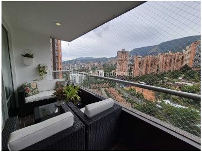 Apartamento de 3 alcobas en venta en Los Balsos, Medellín, 116 m² · foto 3 de 20
