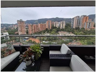 Apartamento de 3 alcobas en venta en Los Balsos, Medellín, 116 m² · foto 4 de 20