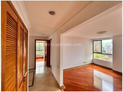 Apartamento de 3 alcobas en venta en Los Balsos, Medellín, 211 m² · foto 7 de 20