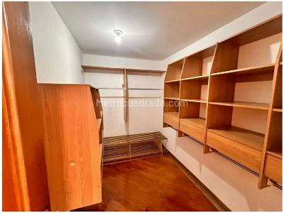 Apartamento de 3 alcobas en venta en Los Balsos, Medellín, 211 m² · foto 10 de 20