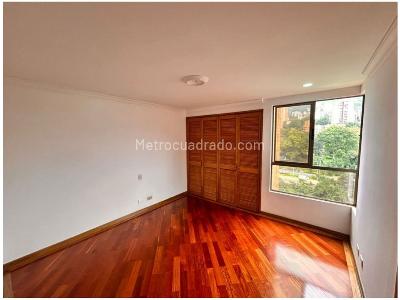 Apartamento de 3 alcobas en venta en Los Balsos, Medellín, 211 m² · foto 15 de 20