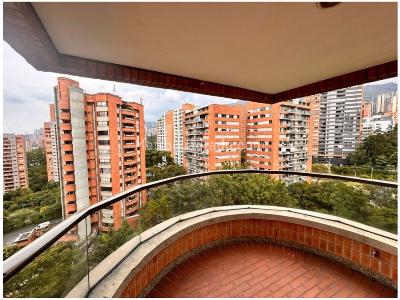 Apartamento de 3 alcobas en venta en Los Balsos, Medellín, 211 m² · foto 16 de 20