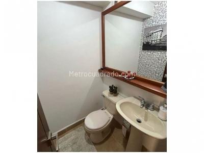 Casa de 3 alcobas en venta en La Abadia, Envigado, 166 m² · foto 7 de 20