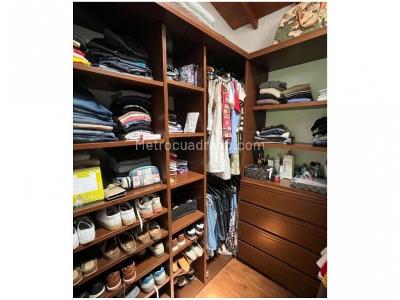 Casa de 3 alcobas en venta en La Abadia, Envigado, 166 m² · foto 11 de 20