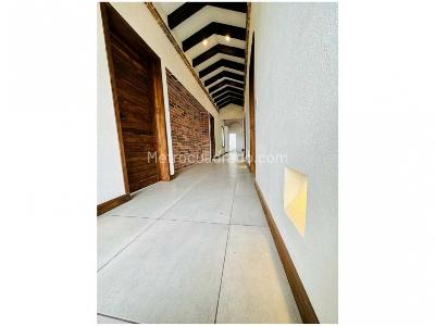 Casa de 4 alcobas en venta en San Antonio De Pereira, Rionegro, 390 m² · foto 10 de 20