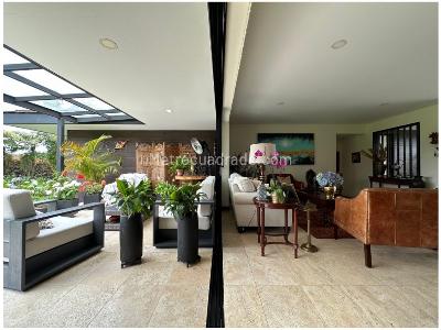 Casa de 3 alcobas en venta en Las Palmas, Medellín, 360 m² · foto 8 de 20