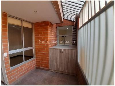 Apartamento de 3 alcobas en venta en Laureles, Medellín, 99 m² · foto 4 de 6