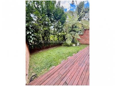 Casa de 3 alcobas en venta en Loma De Las Brujas, Envigado, 200 m² · foto 2 de 20