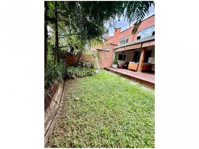 Casa de 3 alcobas en venta en Loma De Las Brujas, Envigado, 200 m² · foto 3 de 20