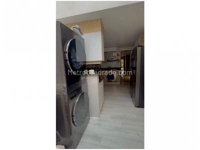 Casa de 3 alcobas en venta en Loma De Las Brujas, Envigado, 200 m² · foto 9 de 20