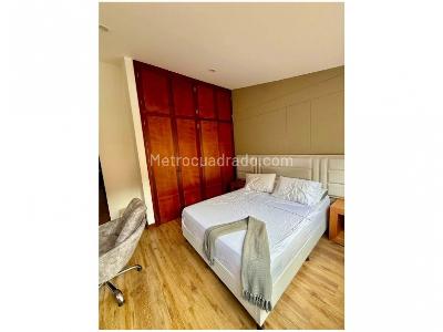 Casa de 3 alcobas en venta en Loma De Las Brujas, Envigado, 200 m² · foto 17 de 20