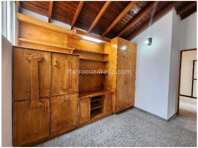 Apartamento en venta en La Floresta, Medellín · foto 10 de 18
