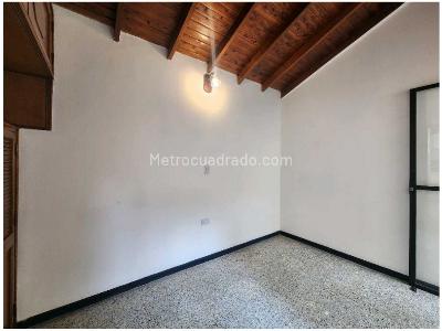 Apartamento en venta en La Floresta, Medellín · foto 16 de 18