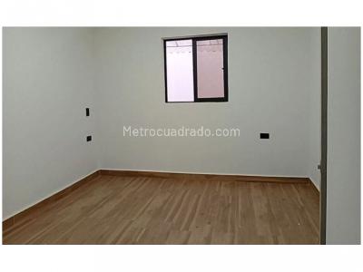 Casa de 4 alcobas en venta en Santa Teresita, Medellín, 203 m² · foto 6 de 20
