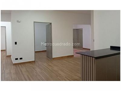 Casa de 4 alcobas en venta en Santa Teresita, Medellín, 203 m² · foto 13 de 20
