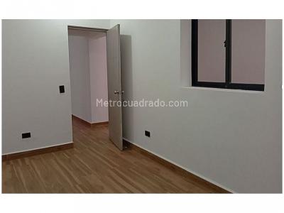 Casa de 4 alcobas en venta en Santa Teresita, Medellín, 203 m² · foto 16 de 20