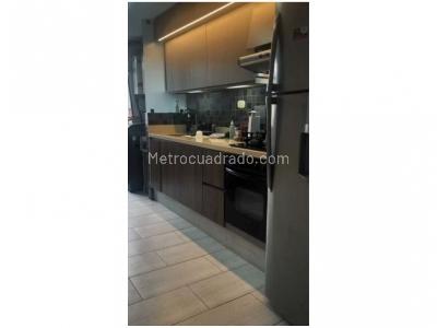Apartamento de 3 alcobas en venta en Loma De Los Bernal, Medellín, 84 m² · foto 4 de 9