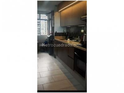 Apartamento de 3 alcobas en venta en Loma De Los Bernal, Medellín, 84 m² · foto 5 de 9