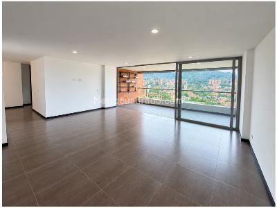 Apartamento en venta en Loma De Las Brujas, Envigado · foto 4 de 20
