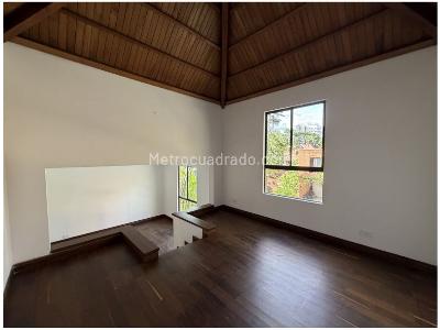 Casa de 3 alcobas en venta en San Lucas, Envigado, 220 m² · foto 19 de 20