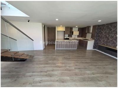 Apartamento en venta en Loma De Las Brujas, Envigado · foto 2 de 12