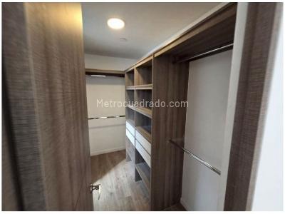 Apartamento en venta en Loma De Las Brujas, Envigado · foto 8 de 12