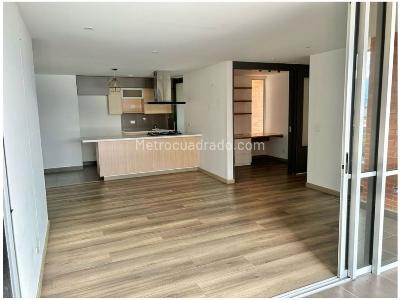 Apartamento en venta en Loma Del Esmeraldal, Envigado · foto 4 de 20