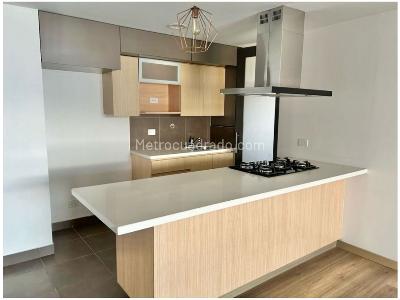 Apartamento en venta en Loma Del Esmeraldal, Envigado · foto 5 de 20