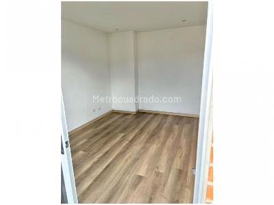 Apartamento en venta en Loma Del Esmeraldal, Envigado · foto 18 de 20