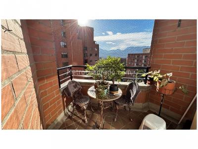 Apartamento en venta en Castropol, Medellín · foto 4 de 20