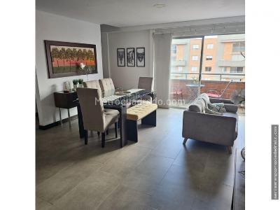 Apartamento de 2 alcobas en venta en Patio Bonito, Medellín, 99 m² · foto 2 de 19