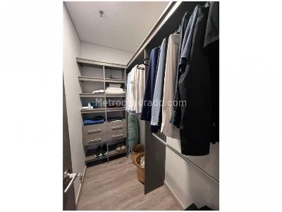 Apartamento de 2 alcobas en venta en Los Balsos, Medellín, 71 m² · foto 9 de 20
