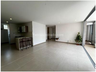 Apartamento de 3 alcobas en venta en Los Balsos, Medellín, 108 m² · foto 3 de 12