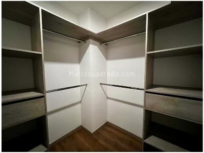 Apartamento de 3 alcobas en venta en Los Balsos, Medellín, 108 m² · foto 8 de 12