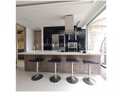 Apartamento de 3 alcobas en venta en Castropol, Medellín, 126 m² · foto 7 de 20