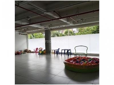 Apartamento de 3 alcobas en venta en Castropol, Medellín, 126 m² · foto 19 de 20