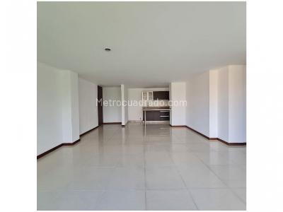 Apartamento de 3 alcobas en venta en Loma De San Julian, Medellín, 92 m² · foto 3 de 19