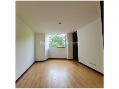 Apartamento de 3 alcobas en venta en Loma De San Julian, Medellín, 92 m² · foto 9 de 19
