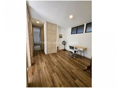 Apartamento de 3 alcobas en venta en Loma Del Escobero, Envigado, 166 m² · foto 8 de 20