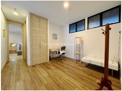 Apartamento de 3 alcobas en venta en Loma Del Escobero, Envigado, 166 m² · foto 10 de 20