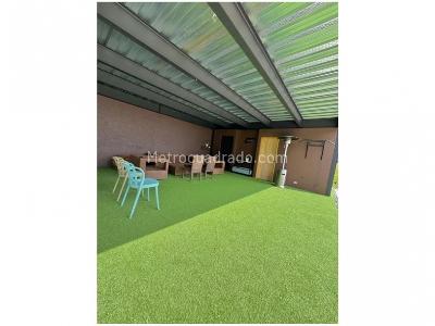 Casa de 3 alcobas en venta en Las Palmas, Medellín, 370 m² · foto 16 de 16