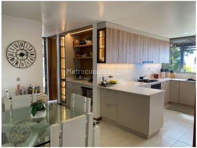 Casa de 3 alcobas en venta en Alto De Las Palmas, Envigado, 450 m² · foto 4 de 20